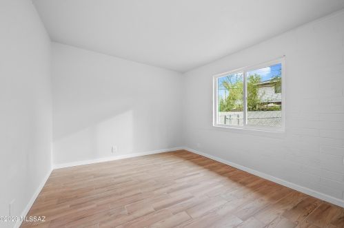 2242 Catalina Ave, Tucson AZ  85712-3225 exterior