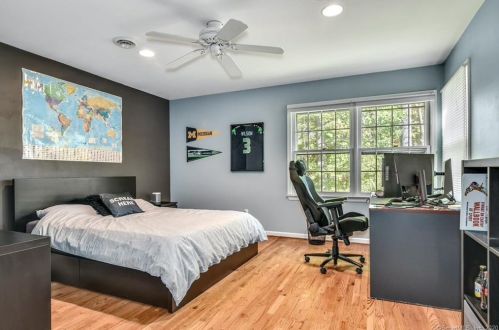 323 Smith Ridge Rd, New Canaan CT  06840-3625 exterior