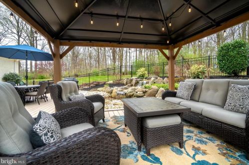 1350 Skelp Level Rd, Downingtown PA  19335-4042 exterior