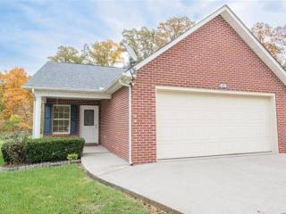 5212 Avery Woods Ln, Knoxville, TN 37921-5242