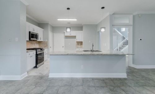 1732 Prescott Dr, Lewisville TX  75028-2078 exterior