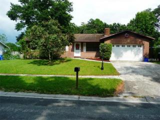 324 Timber Creek Dr, Brandon, FL 33510-2419
