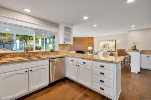 11382 Crazy Horse Dr, Lakeside CA 92040-1205 exterior