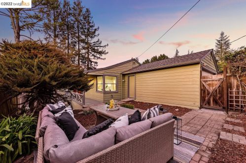 39 Chatsworth Ct, Oakland, CA 94611-2503