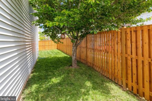 16002 Pitner St, Haymarket VA  20169-4956 exterior