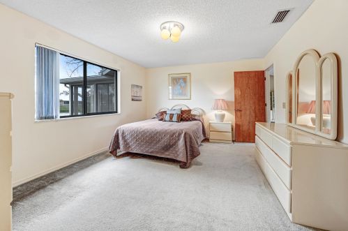 4370 Westlake Dr, Titusville FL  32780-5995 exterior