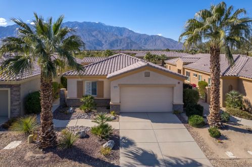 28767 Natoma Dr, Cathedral City, CA