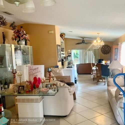 10250 24th Ct, Hollywood, FL 33025-6504