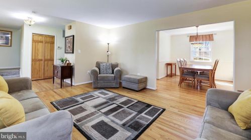 13601 Brass Harness Ct, Herndon VA  20171-3364 exterior