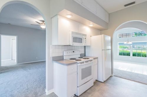 7652 Morningdale Dr, New Port Richey FL 34653-6241 exterior