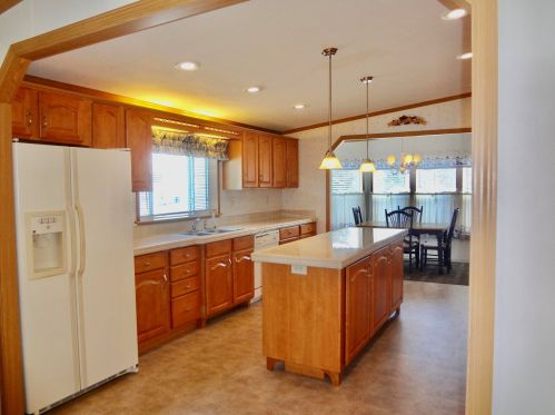 32 Spruce Dr, Belmont NH  03220-4458 exterior