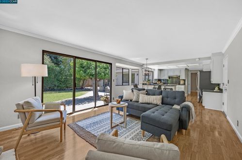 421 Evergreen Ct, Danville CA  94526-5514 exterior