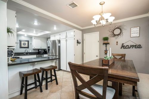 8454 Vista Del Cajon Pl, Lakeside CA  92040-5521 exterior