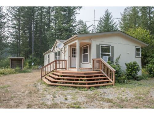 364 Baker Rd, Yale, WA 98603-9740