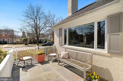 5900 31st Pl, Washington, DC 20015-1676