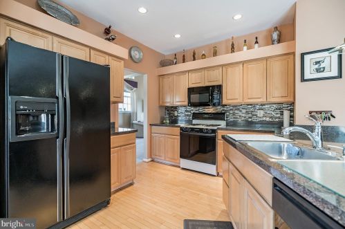 1801 Arbor Ct, Jamison PA  18929-1672 exterior