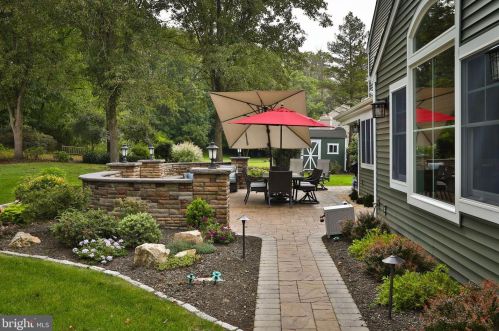 258 Aldrin Dr, Prospectville PA 19002-4101 exterior