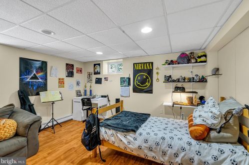 16 Bayberry Rd, Princeton NJ  08540-7417 exterior