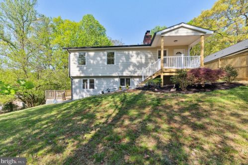 7022 Old Carolina Rd, Gainesville, VA 20155-1855