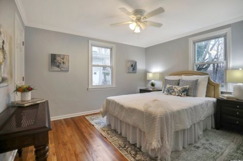 19 Revere Ave, Bethpage NY  11714-3115 exterior