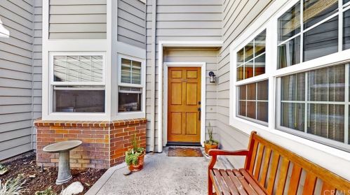 470 Providence Ct, Long Beach, CA 90803-6373