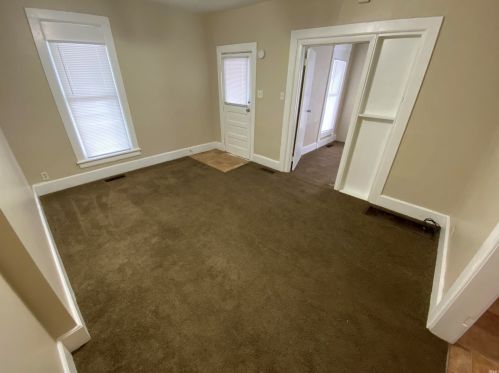 808 Main St, Mishawaka, IN 46545-6675