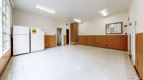 855 7 St, Santa Rosa CA  95401-6106 exterior