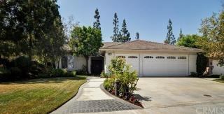 2964 Sparrow Dr, Fullerton, CA 92835-2322