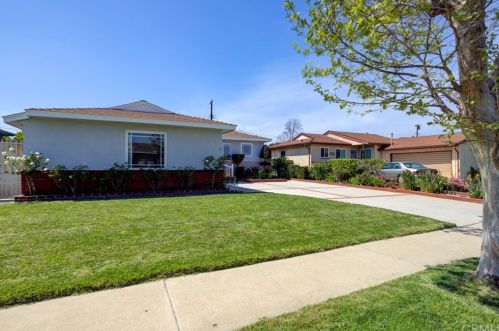 18533 Taylor Ct, Torrance, CA 90504-5409