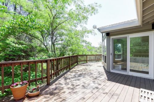 19221 Wolf Creek Rd, Grass Valley CA  95949-6913 exterior