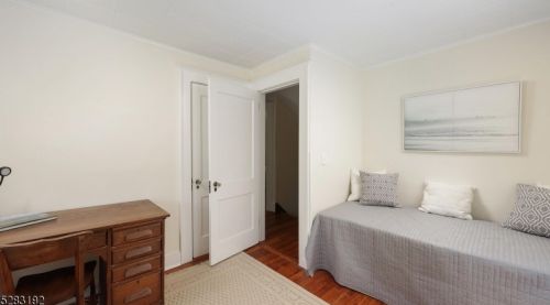 235 Seneca Pl, Westfield NJ  07090-4348 exterior