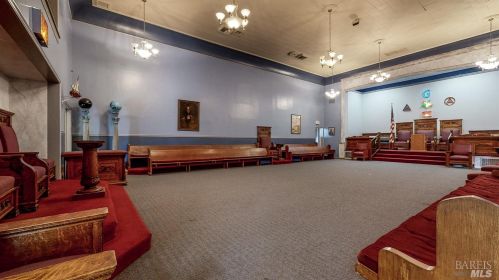 855 7 St, Santa Rosa CA  95401-6106 exterior