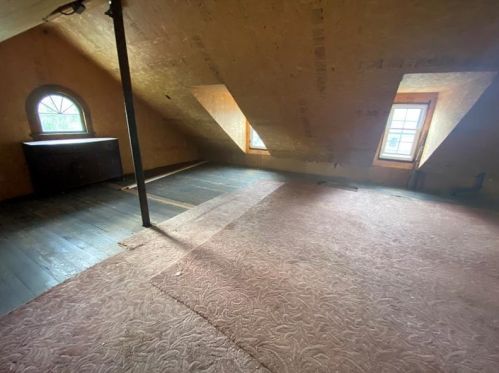 293 Clinton St, Greenville PA  16125-1853 exterior