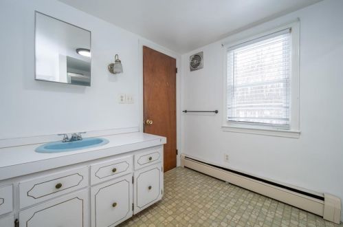 277 Cooper Rd, Glocester RI  02814-1447 exterior