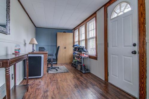 7126 Colorado Ave, Hammond, IN 46323-2333