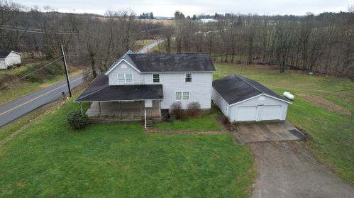 6965 Rose Hill Rd, Roseville, OH 43777-9533