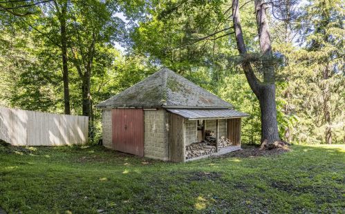 21 Chestnut St, Rhinebeck NY  12572-1516 exterior