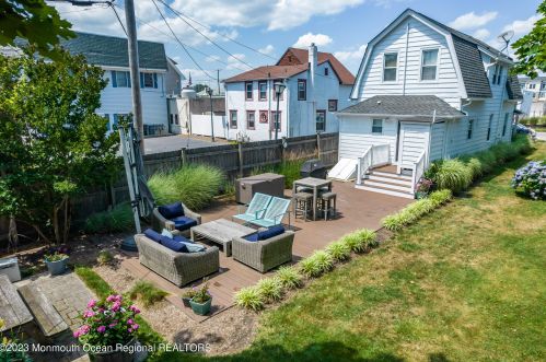 613 6th Ave, Belmar NJ  07719-2137 exterior