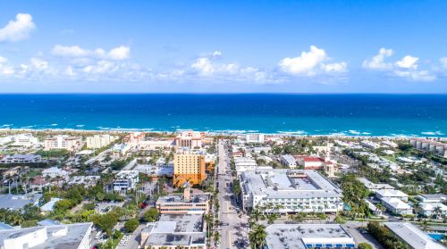 826 Kokomo Key Ln, Delray Beach FL  33483-6027 exterior