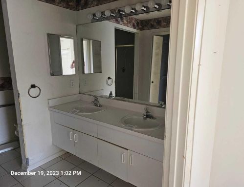 1158 Lombardy Dr, Fort Pierce FL  34986-2181 exterior