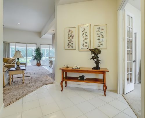 8533 Palm Hammock Ln, Hobe Sound FL  33455-8229 exterior