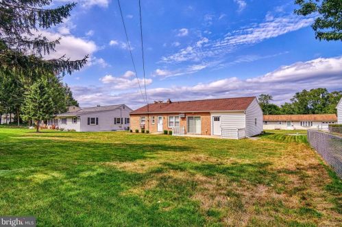 618 Grandview Ave, Camp Hill PA  17011-1816 exterior