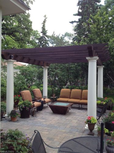 2855 James Ave, Minneapolis MN 55411-1238 exterior