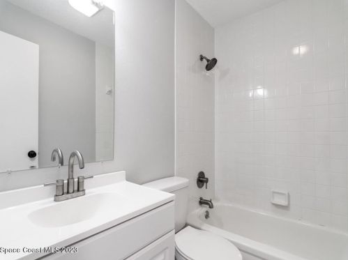 1509 Polynesian Ln, Sebastian FL  32958-6535 exterior