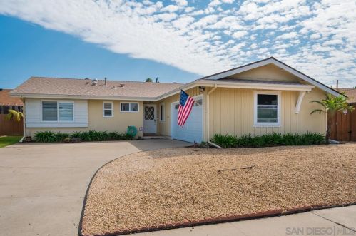 4335 Governor Dr, San Diego, CA 92122-3002