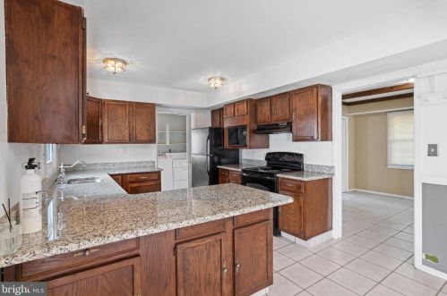 44 Middleton Ln, Willingboro NJ  08046-3148 exterior