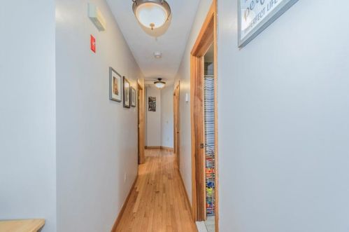 107 Allenton Rd, North Kingstown RI  02852-5914 exterior