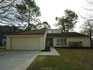 121 Broken Trl, Summerville, SC 29483-1817