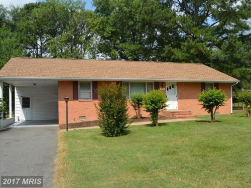 811 Payton Dr, Fredericksburg, VA 22405-2246