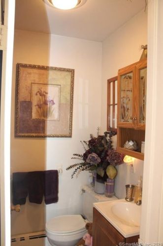 146 Howard Ave, Ansonia CT  06401-1745 exterior